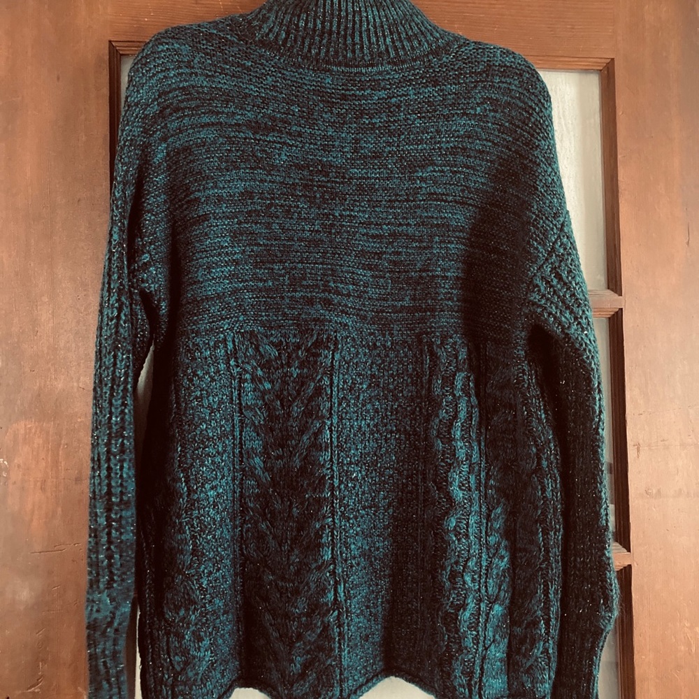 SOLD✅Vera Wang Marbled Sweater - Picture 4 of 4